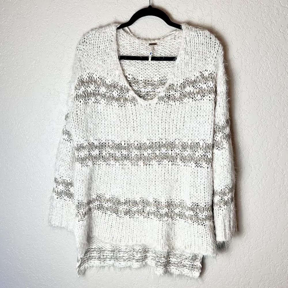 Free People Knit V neck tan stripe boxy side vent sweater